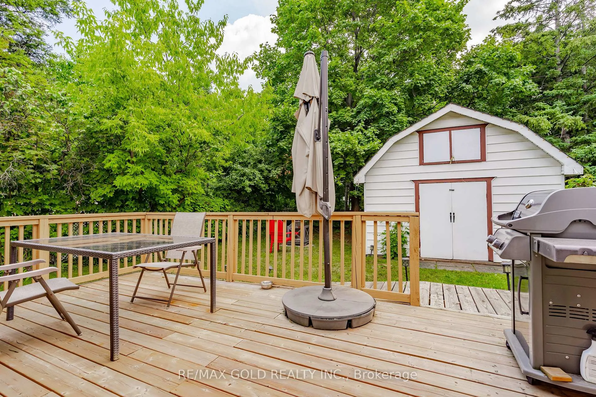 Photo 39 of 16 Drury Crescent, Brampton, Southgate — HOMEH
