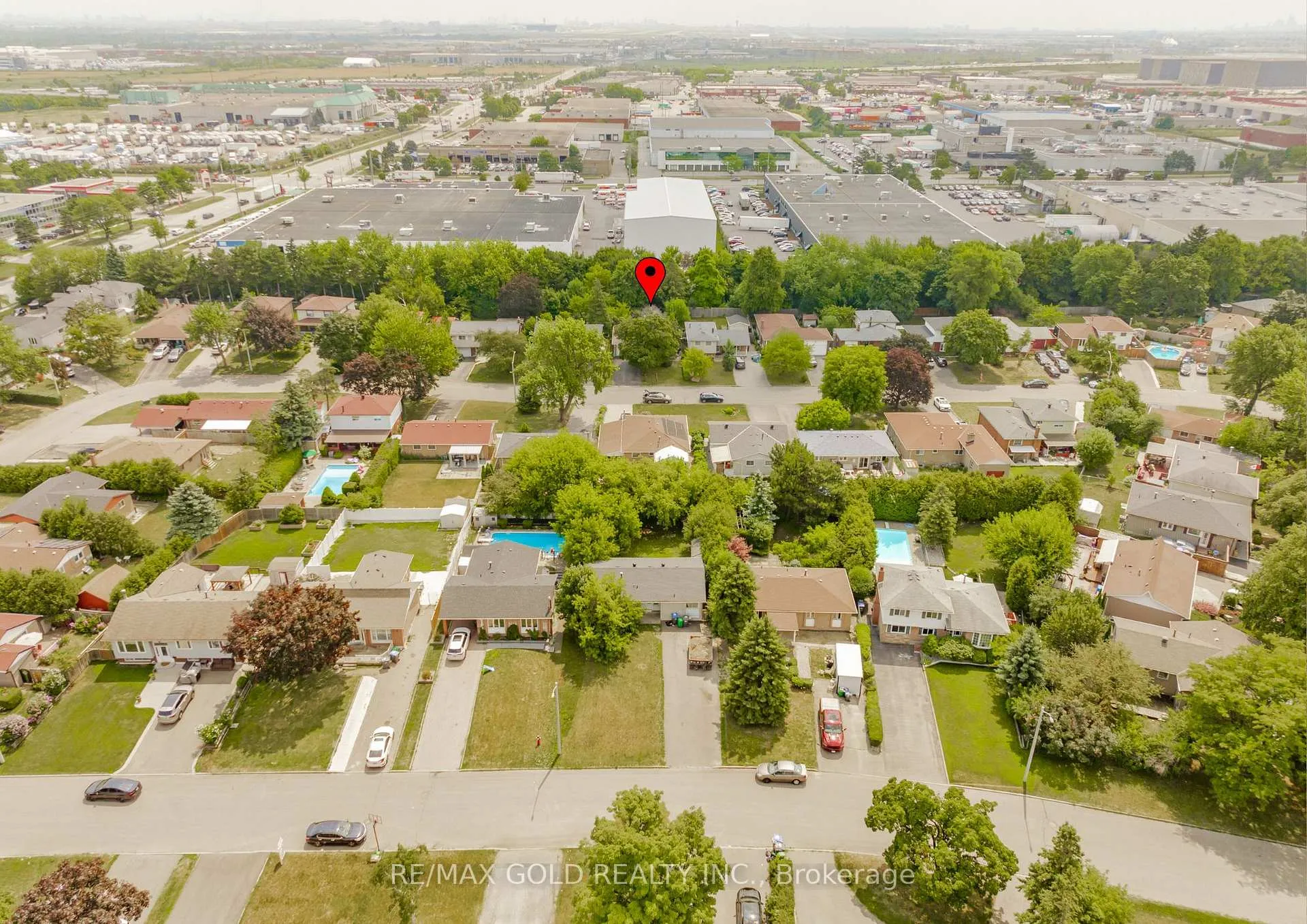 Photo 45 of 16 Drury Crescent, Brampton, Southgate — HOMEH