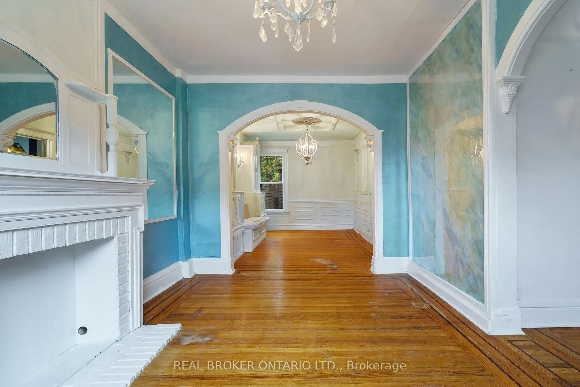 Photo 4 of 125 Grant Avenue, Hamilton, Stinson — HOMEH
