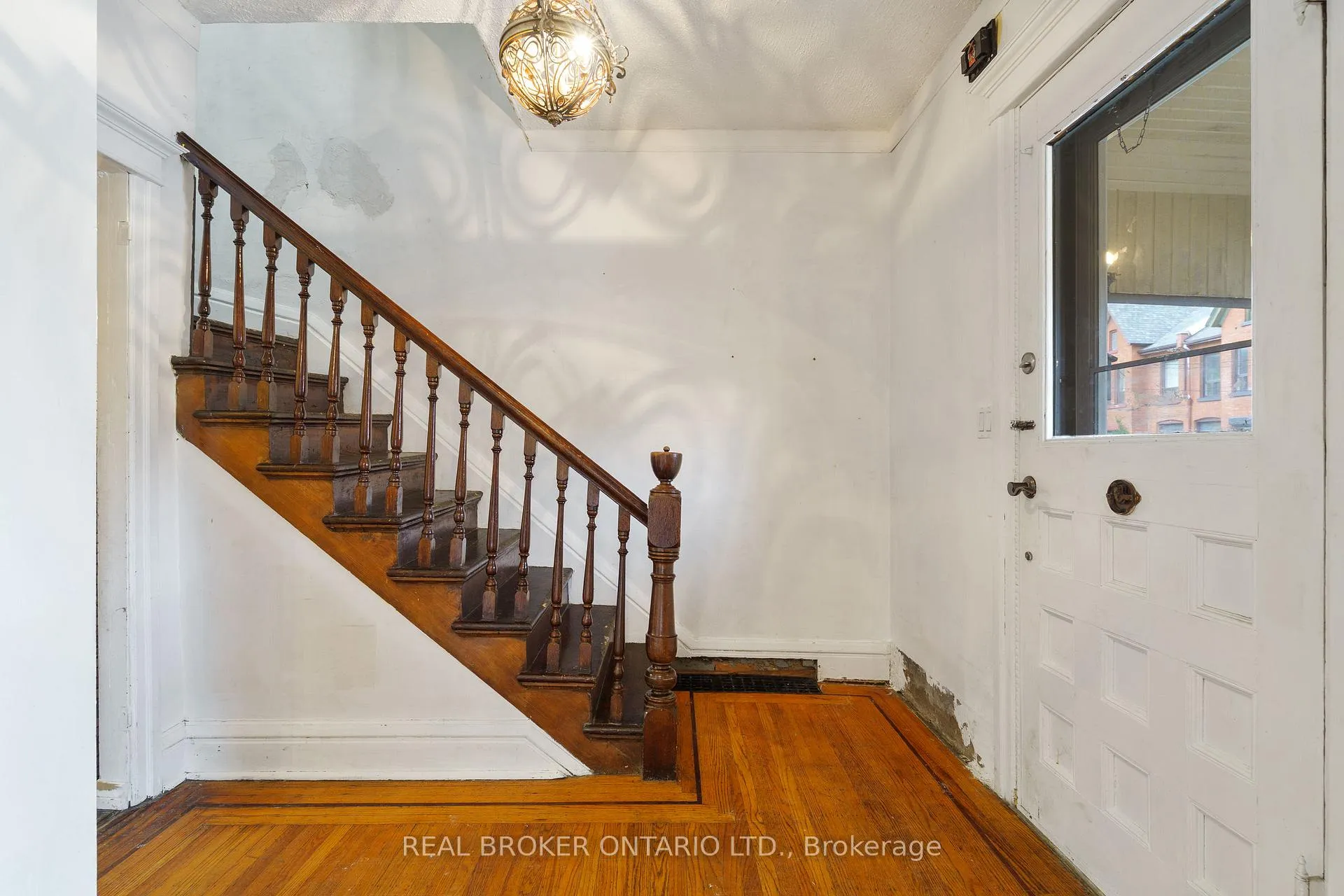 Photo 16 of 125 Grant Avenue, Hamilton, Stinson — HOMEH