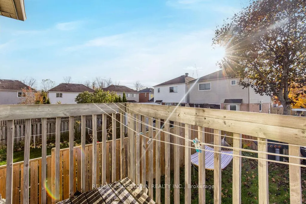 Photo 18 of 9 Aikens Crescent, Barrie, Holly — HOMEH