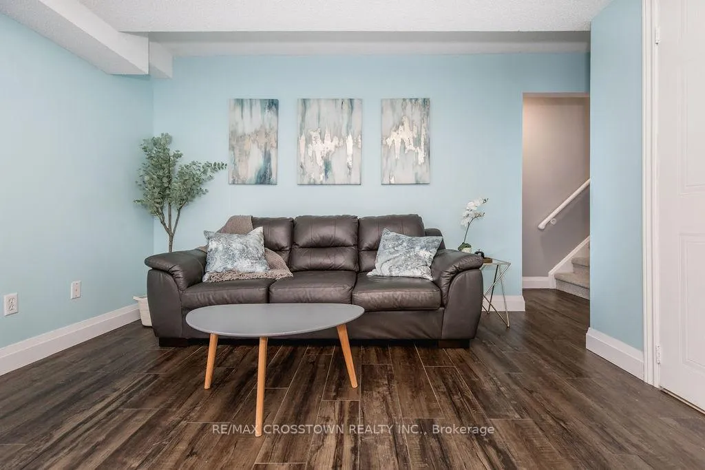 Photo 27 of 9 Aikens Crescent, Barrie, Holly — HOMEH