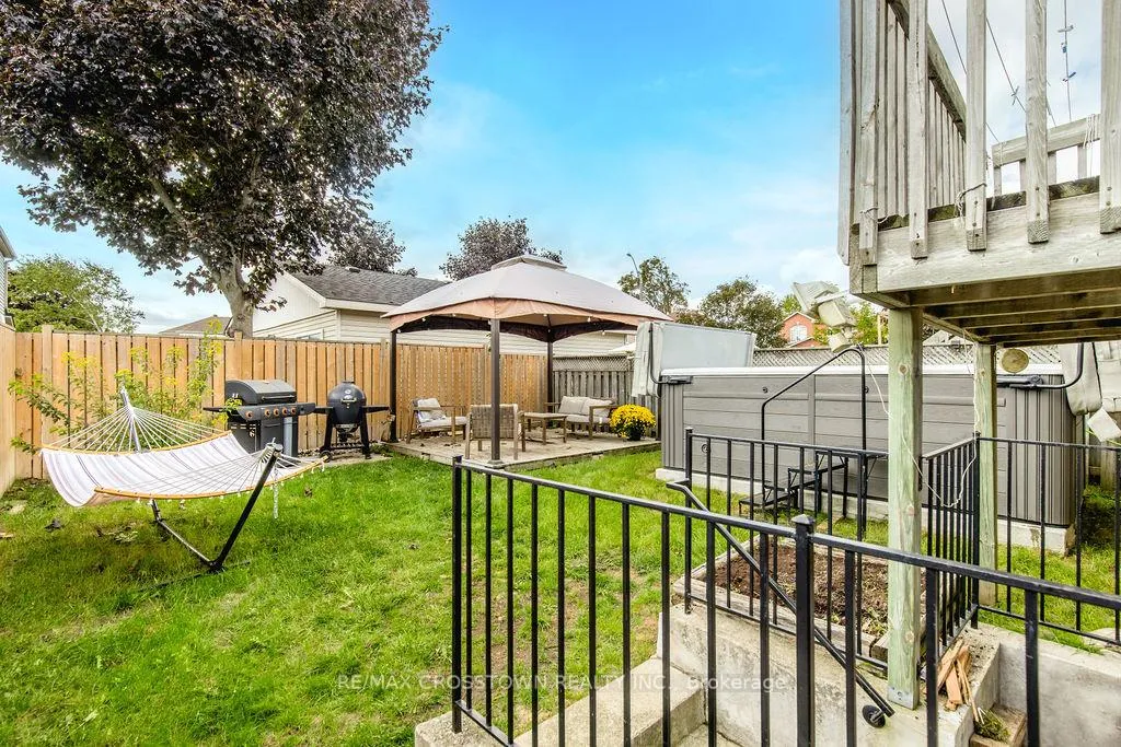 Photo 38 of 9 Aikens Crescent, Barrie, Holly — HOMEH
