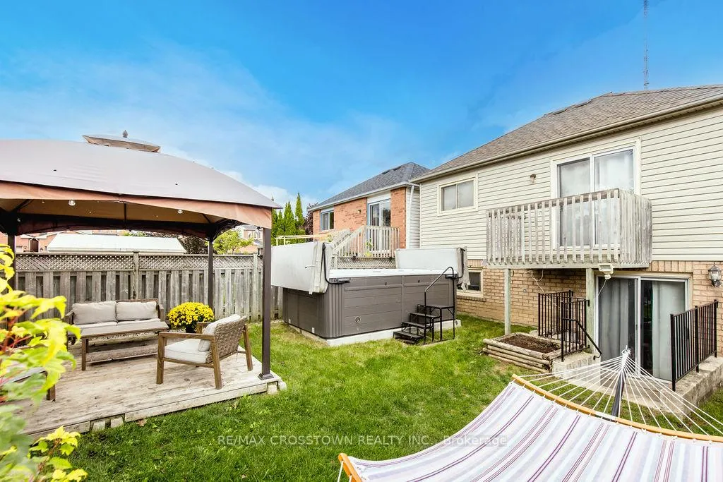 Photo 39 of 9 Aikens Crescent, Barrie, Holly — HOMEH