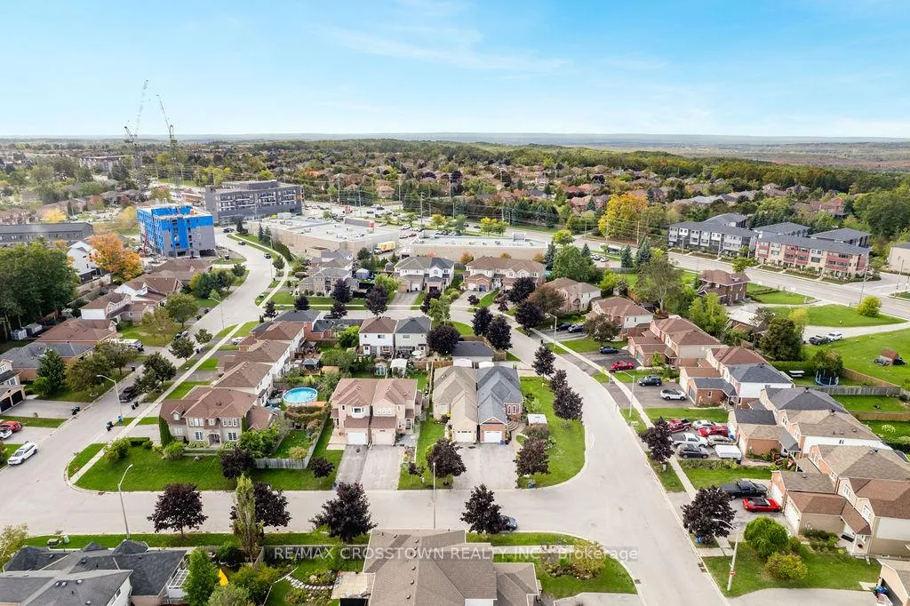 Photo 44 of 9 Aikens Crescent, Barrie, Holly — HOMEH