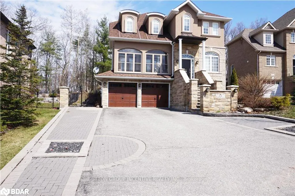 Front of 33 Cumming Drive