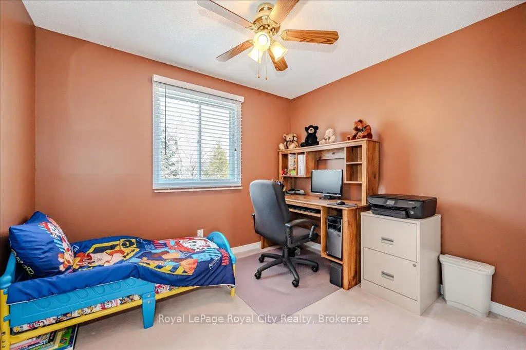 Photo 24 of 97 Thornhill Drive, Guelph, Willow West/Sugarbush/West Acres — HOMEH