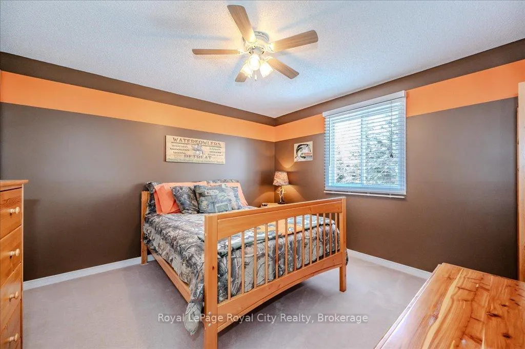 Photo 26 of 97 Thornhill Drive, Guelph, Willow West/Sugarbush/West Acres — HOMEH