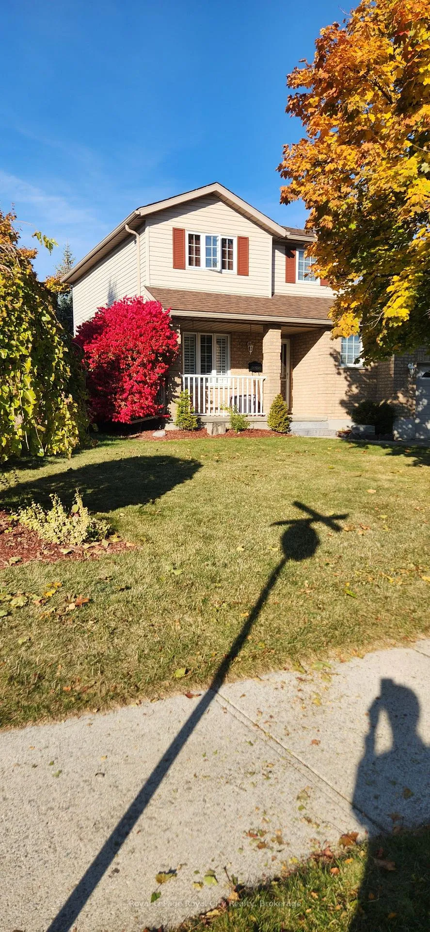 Photo 45 of 97 Thornhill Drive, Guelph, Willow West/Sugarbush/West Acres — HOMEH