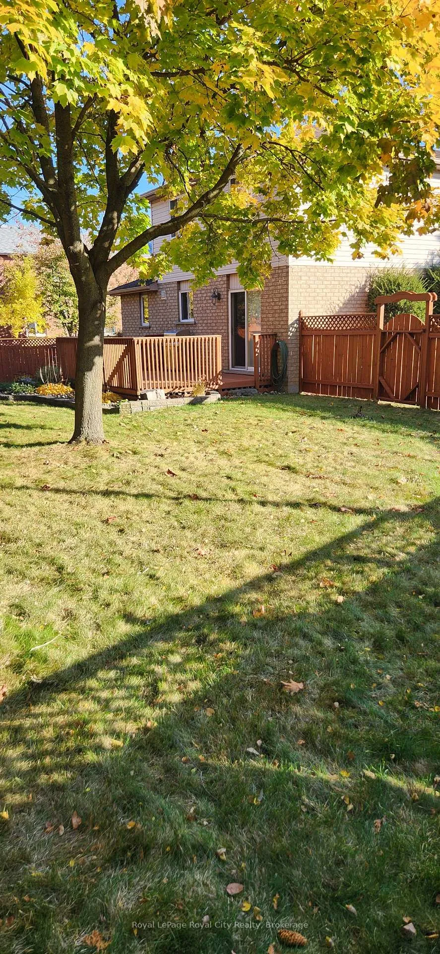 Photo 46 of 97 Thornhill Drive, Guelph, Willow West/Sugarbush/West Acres — HOMEH