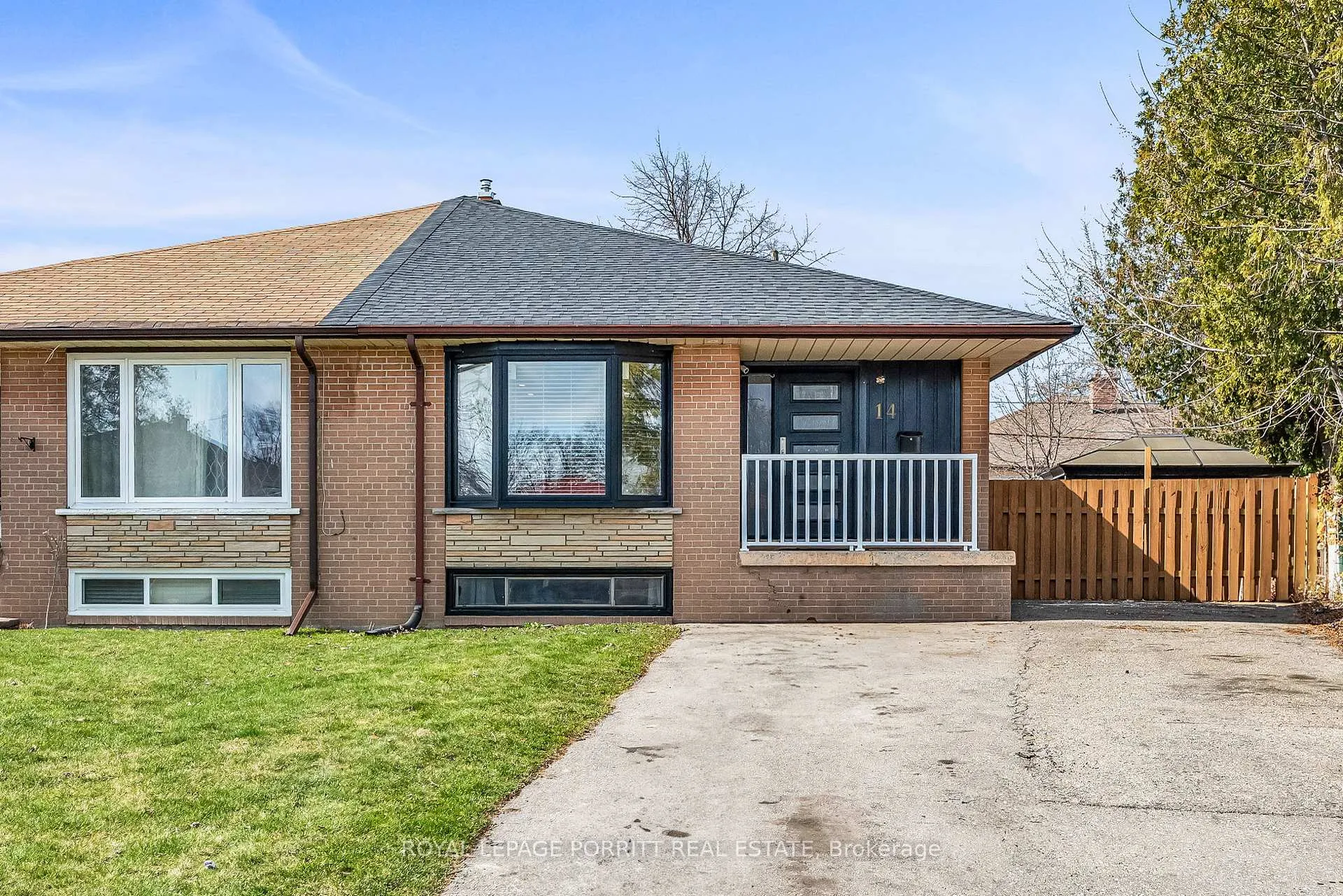 Photo 1 of 14 Albion Crescent, Brampton, Avondale — HOMEH
