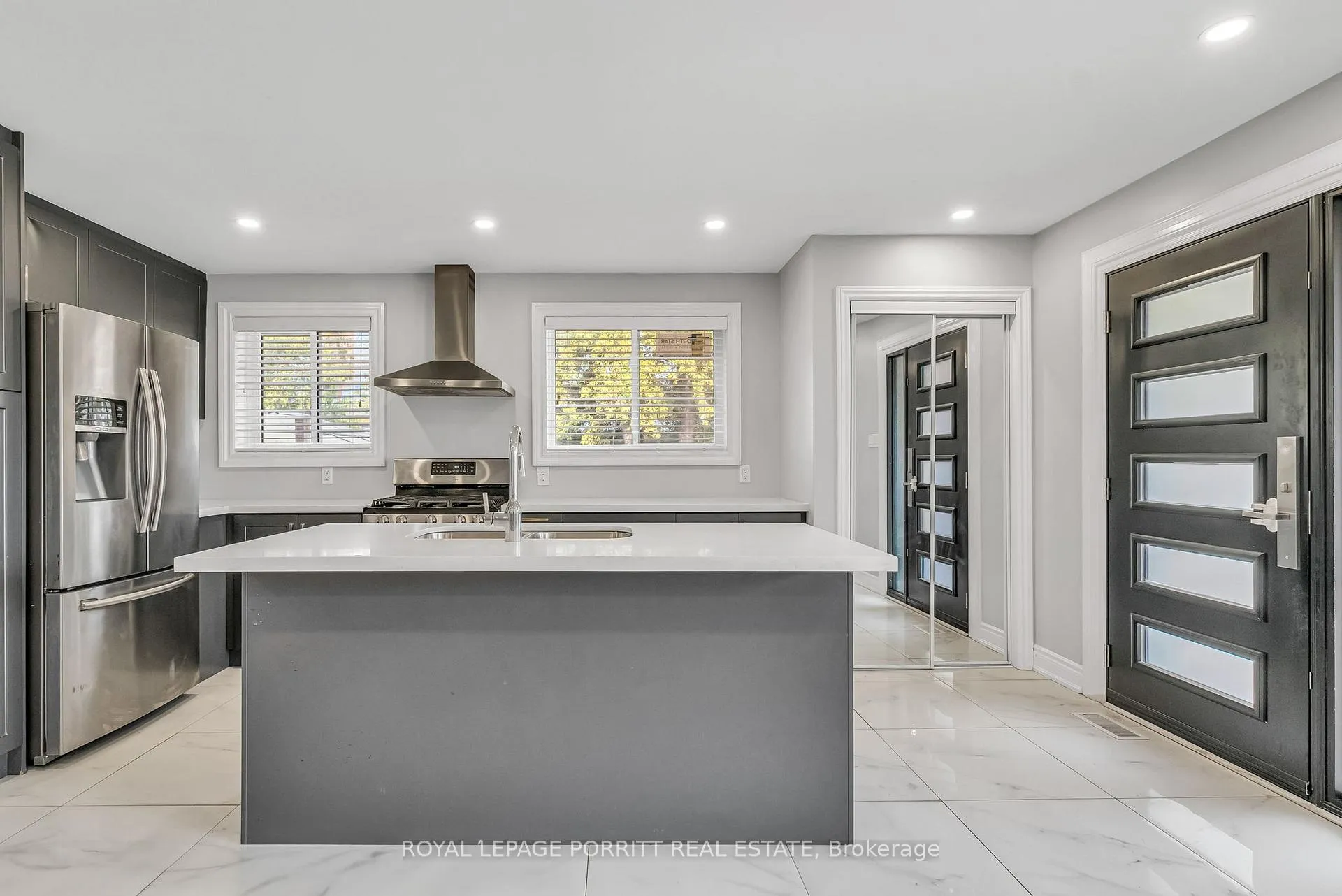 Photo 5 of 14 Albion Crescent, Brampton, Avondale — HOMEH