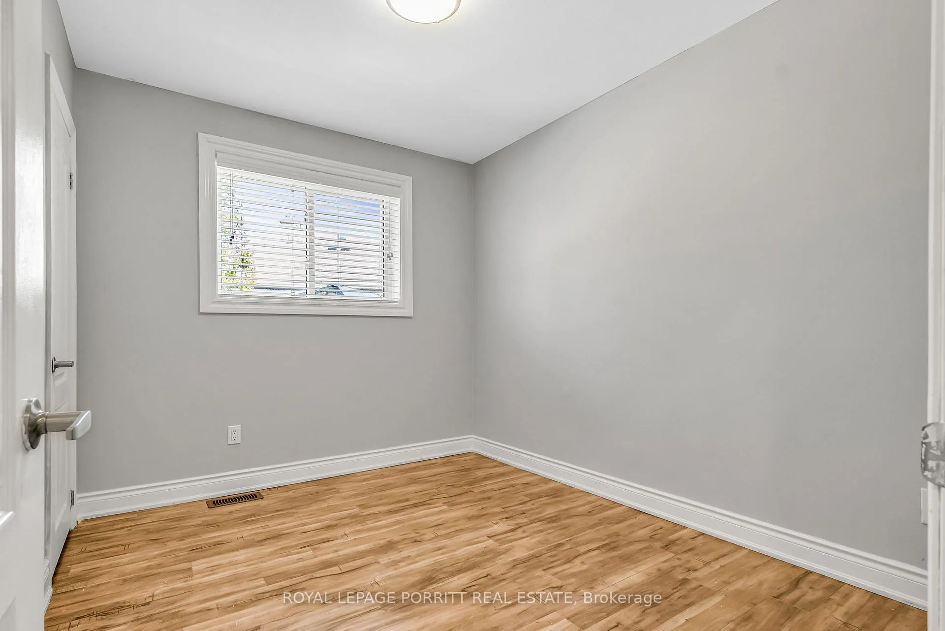 Photo 17 of 14 Albion Crescent, Brampton, Avondale — HOMEH