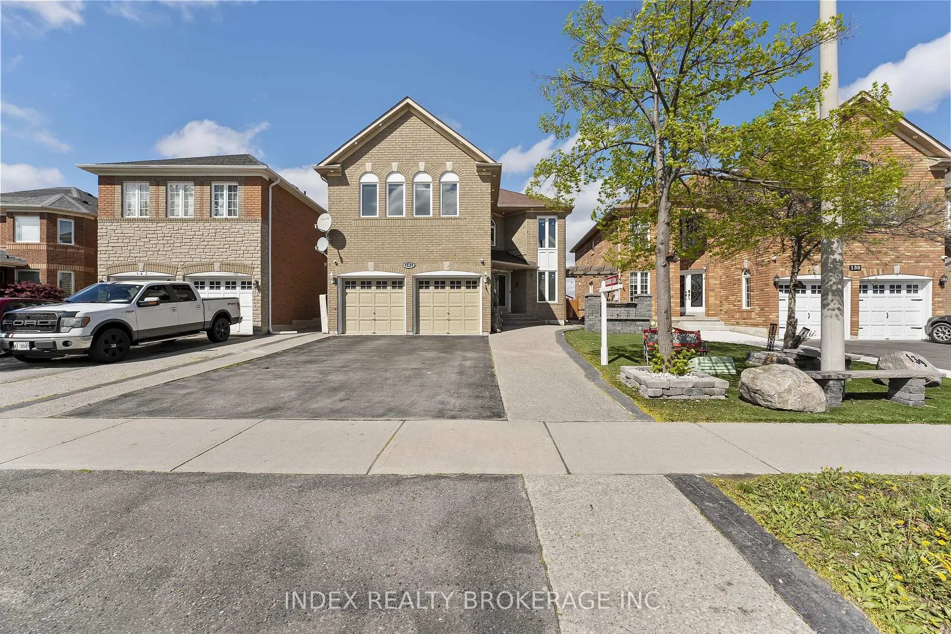 Photo 1 of 141 Sunny Meadow Boulevard, Brampton, Sandringham-Wellington — HOMEH