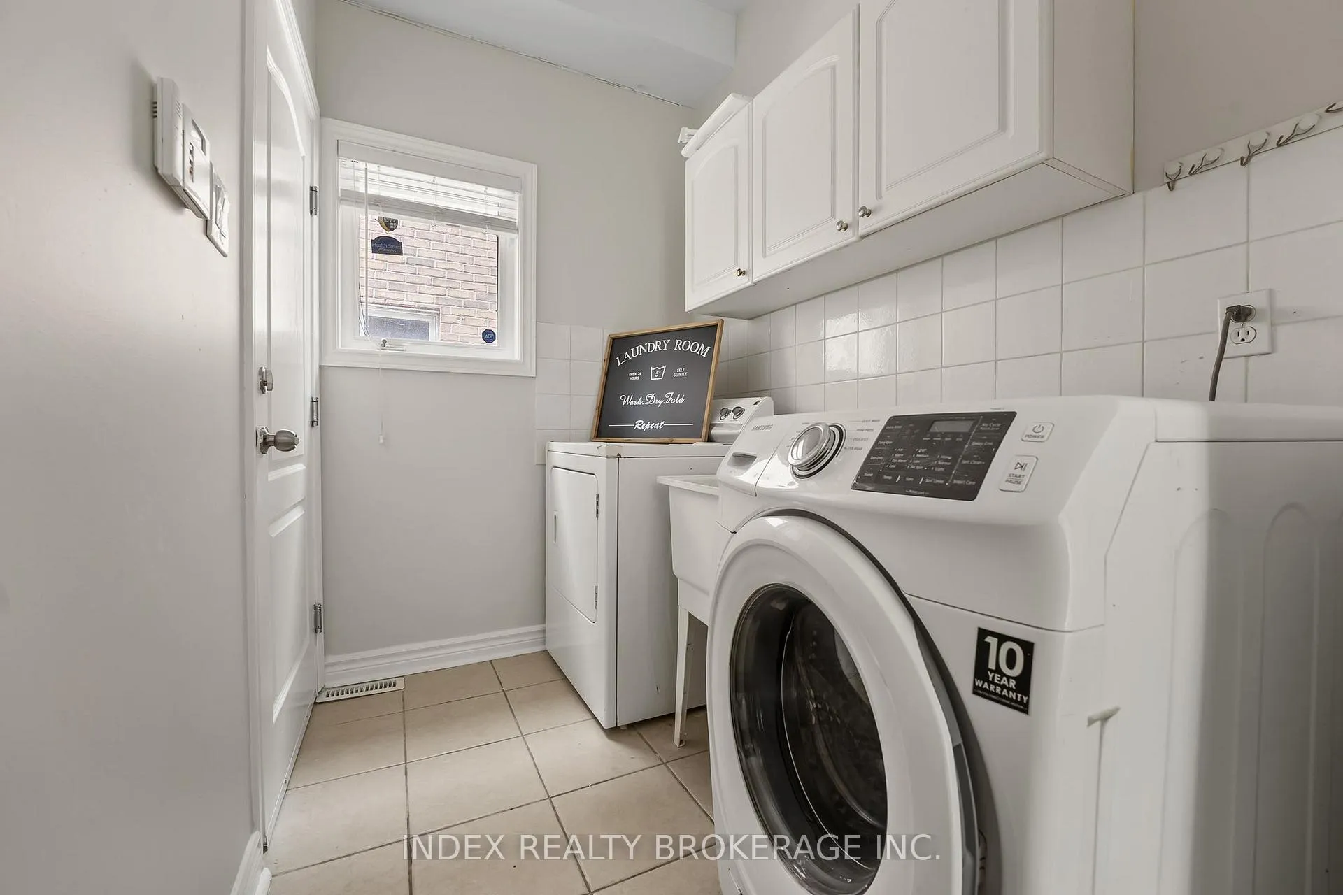Photo 14 of 141 Sunny Meadow Boulevard, Brampton, Sandringham-Wellington — HOMEH