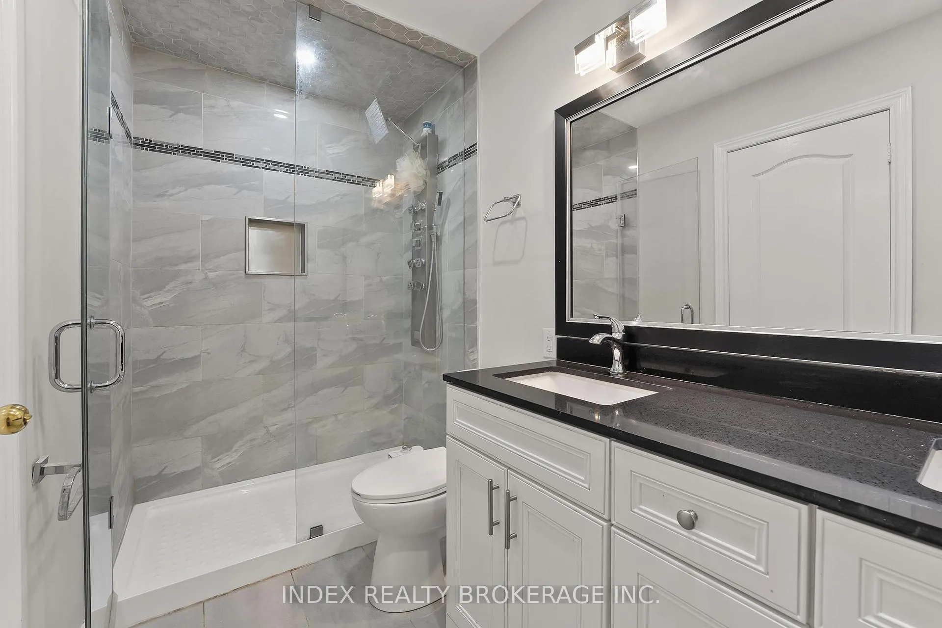 Photo 25 of 141 Sunny Meadow Boulevard, Brampton, Sandringham-Wellington — HOMEH