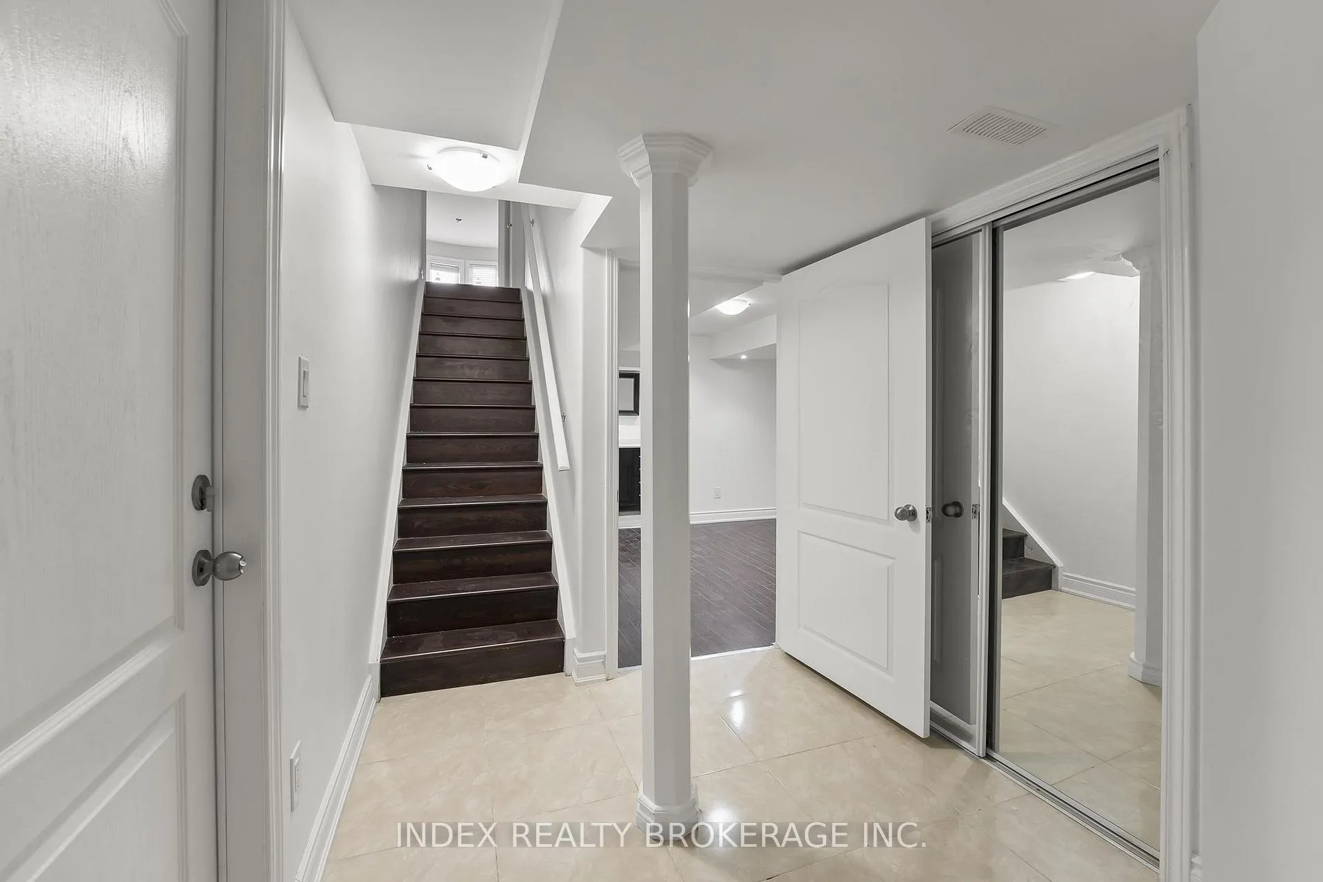 Photo 31 of 141 Sunny Meadow Boulevard, Brampton, Sandringham-Wellington — HOMEH