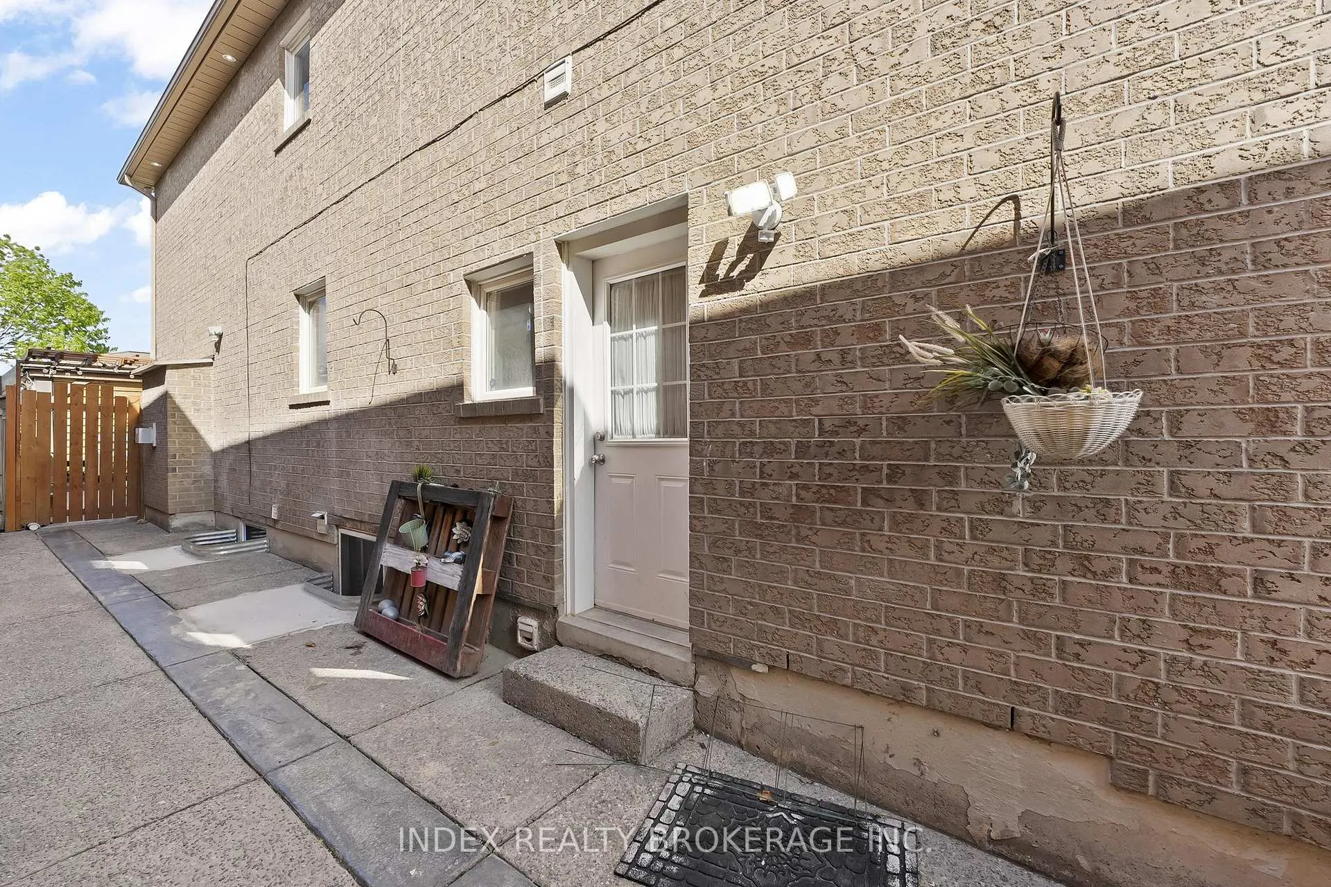 Photo 44 of 141 Sunny Meadow Boulevard, Brampton, Sandringham-Wellington — HOMEH