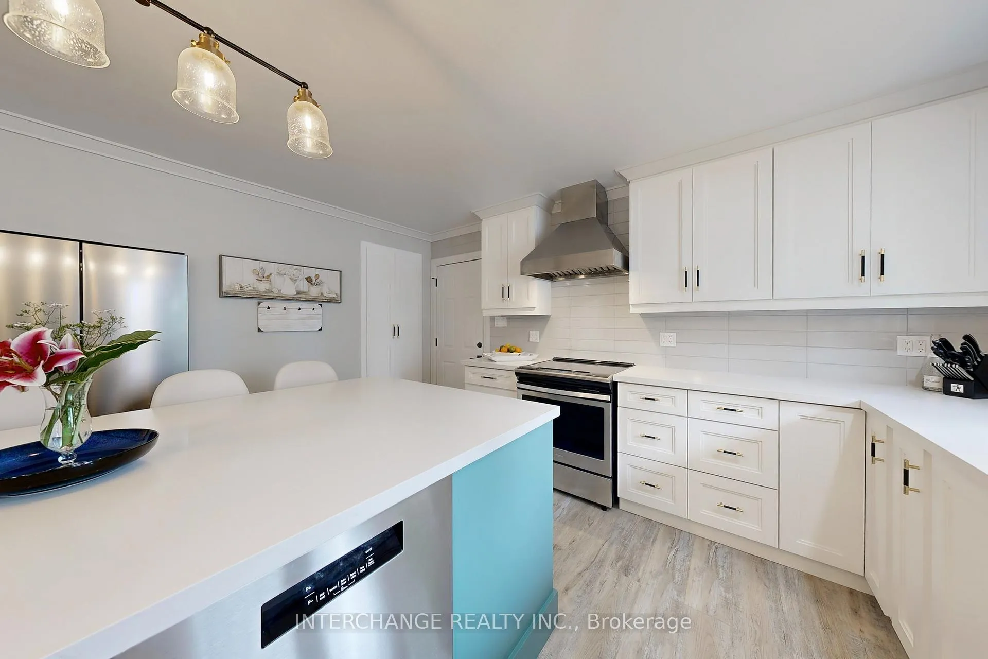 Photo 11 of 26 Ottawa Avenue E, South River — HOMEH