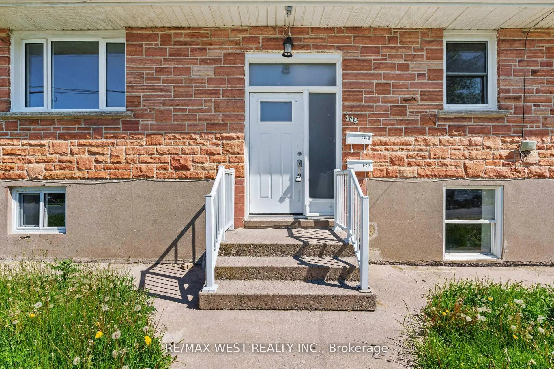 Photo 5 of 145 First Avenue, Kingston, East of Sir John A. Blvd — HOMEH