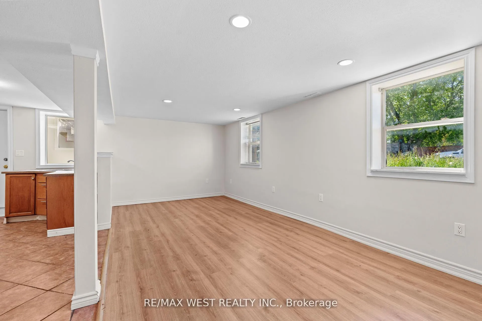 Photo 22 of 145 First Avenue, Kingston, East of Sir John A. Blvd — HOMEH