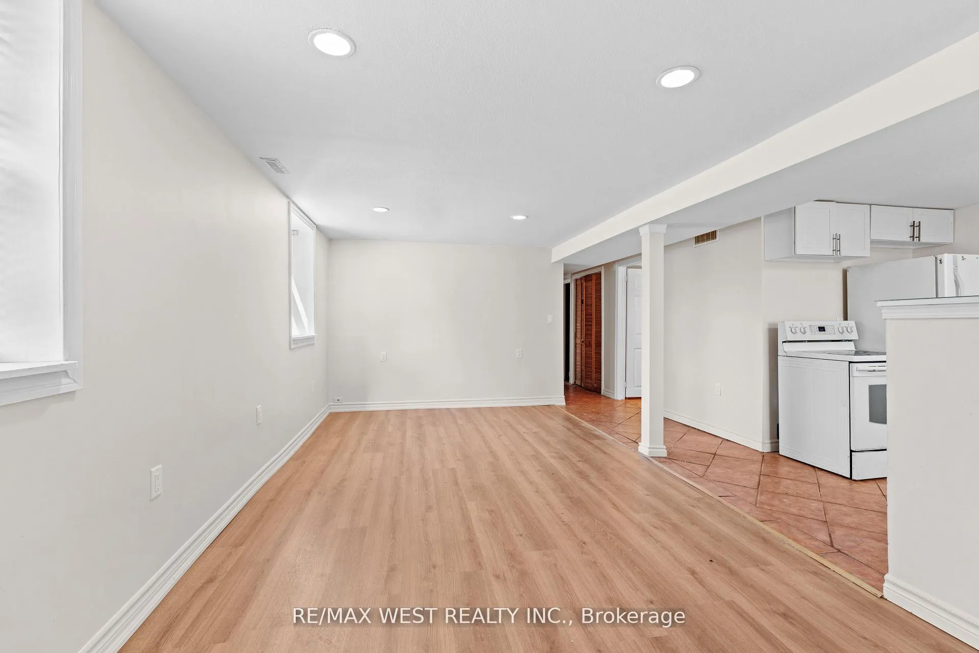 Photo 24 of 145 First Avenue, Kingston, East of Sir John A. Blvd — HOMEH