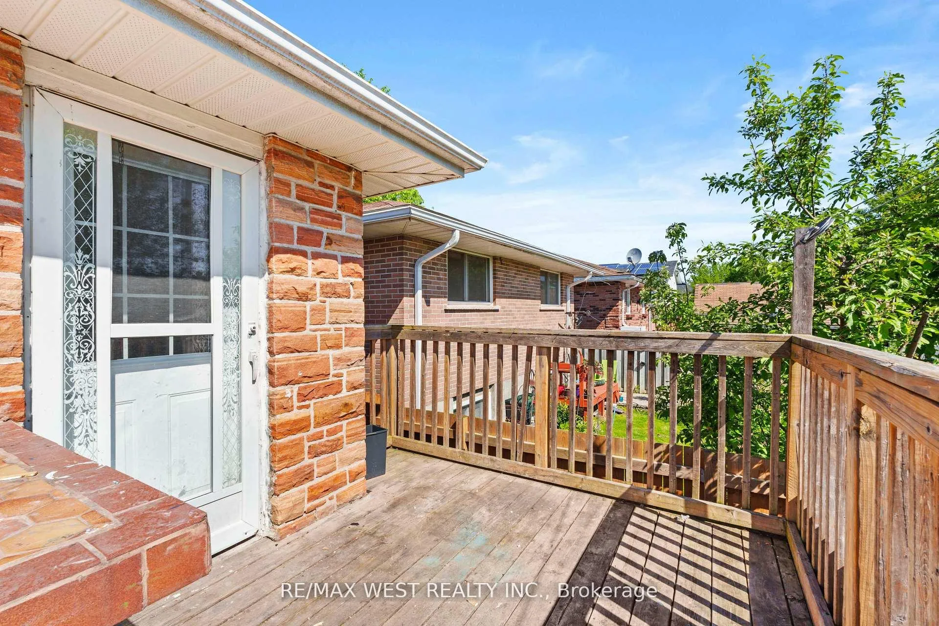 Photo 36 of 145 First Avenue, Kingston, East of Sir John A. Blvd — HOMEH