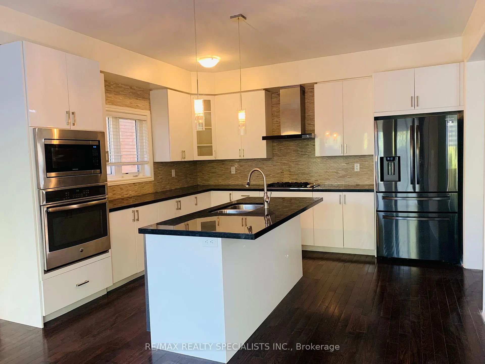 Photo 5 of 32 Rushland Crescent, Whitby, Taunton North — HOMEH