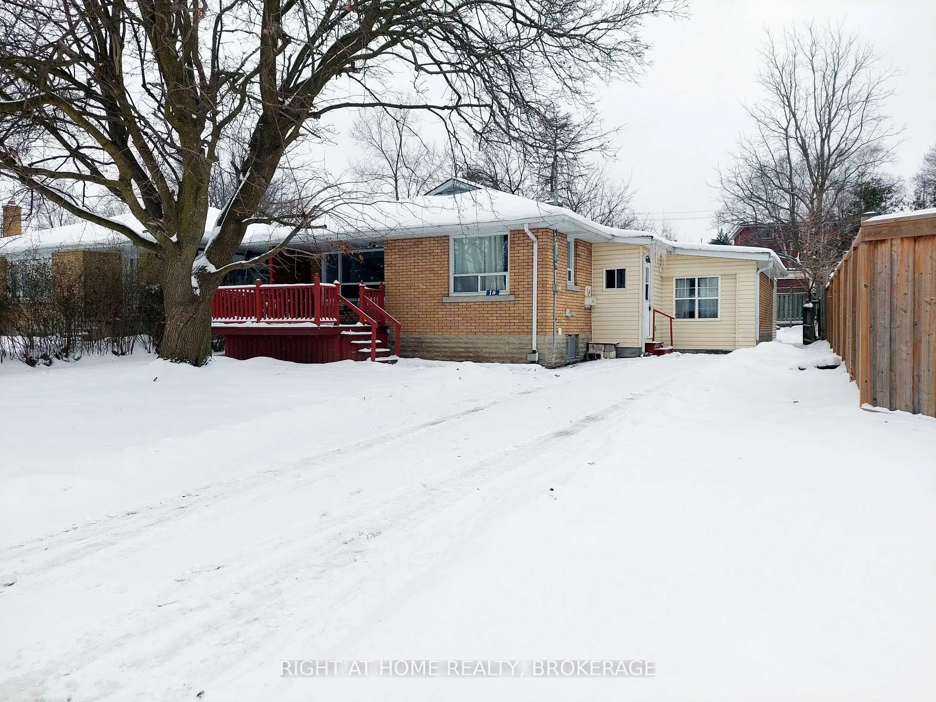 Photo 2 of 15 Cornell Avenue, Kitchener — HOMEH