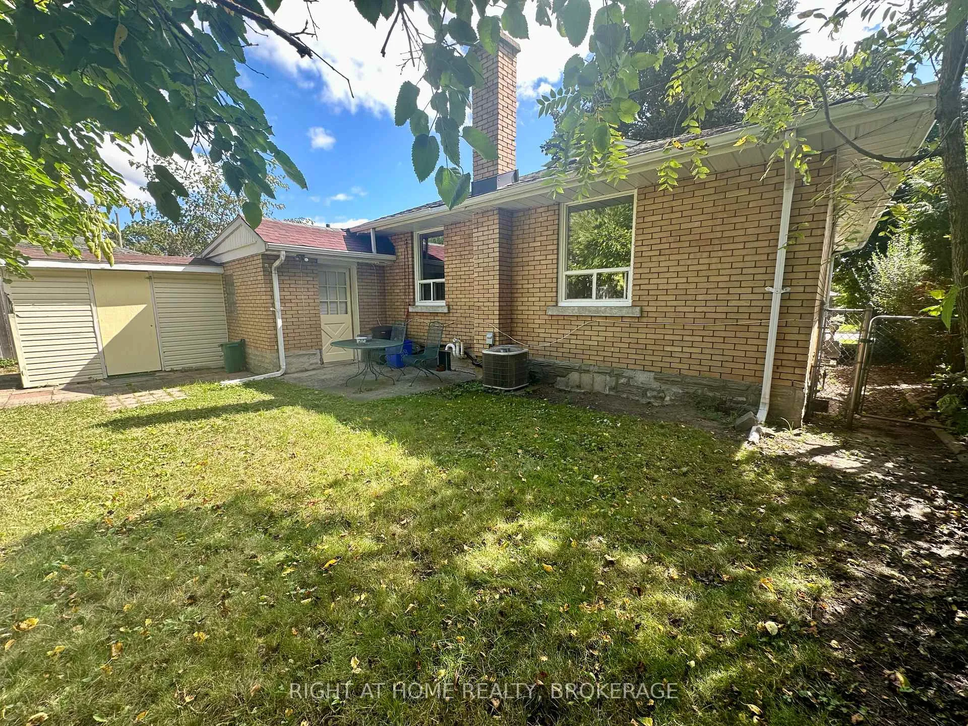 Photo 34 of 15 Cornell Avenue, Kitchener — HOMEH