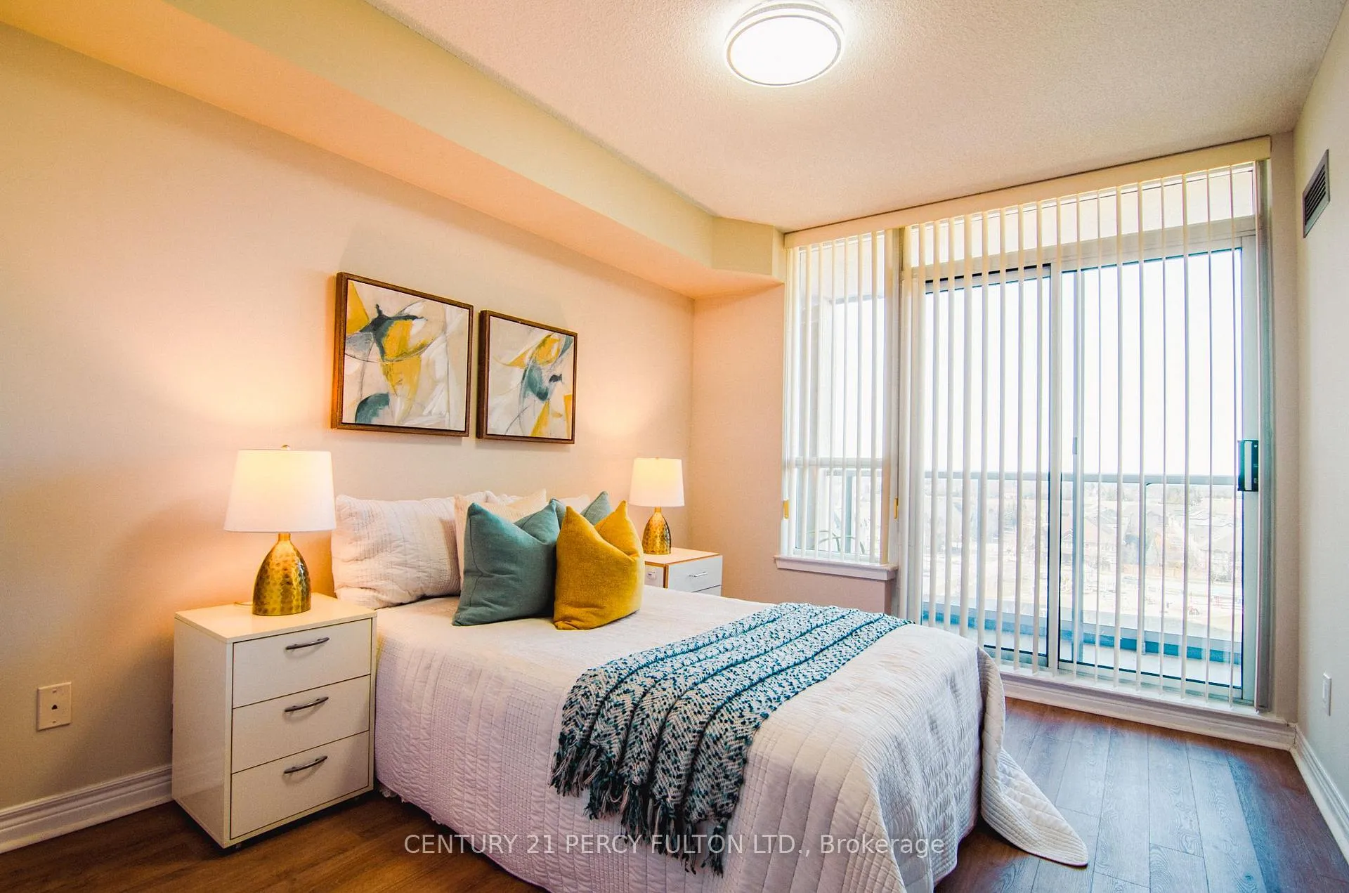 Photo 8 of Unit 707, 15 North Park Road, Vaughan, Beverley Glen — HOMEH