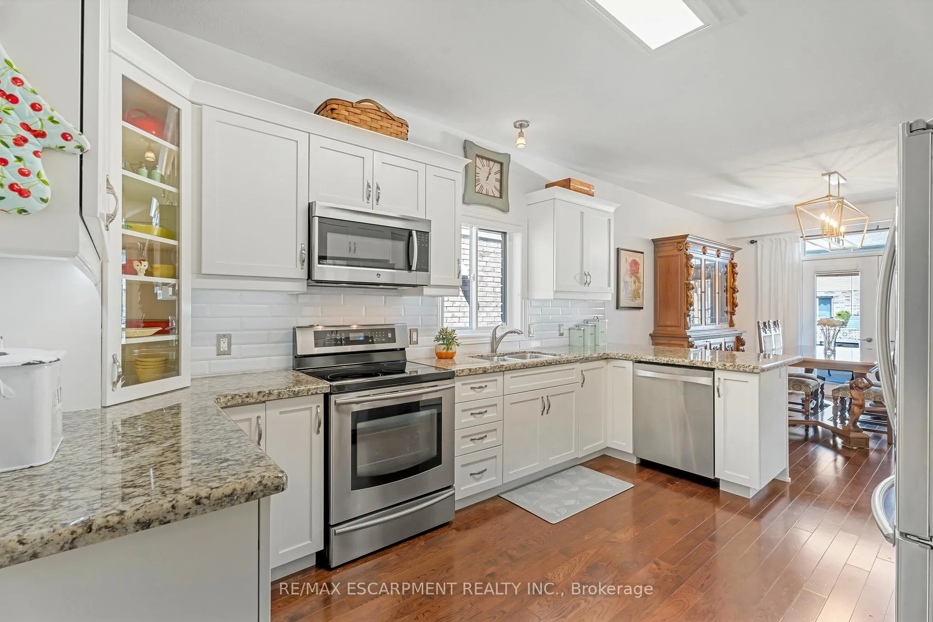 Photo 17 of 60 Garinger Crescent, Hamilton, Binbrook — HOMEH