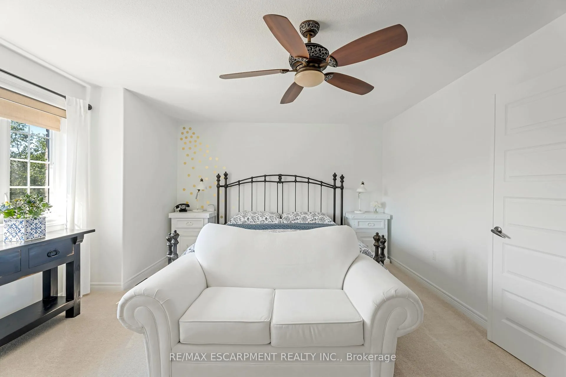 Photo 23 of 60 Garinger Crescent, Hamilton, Binbrook — HOMEH