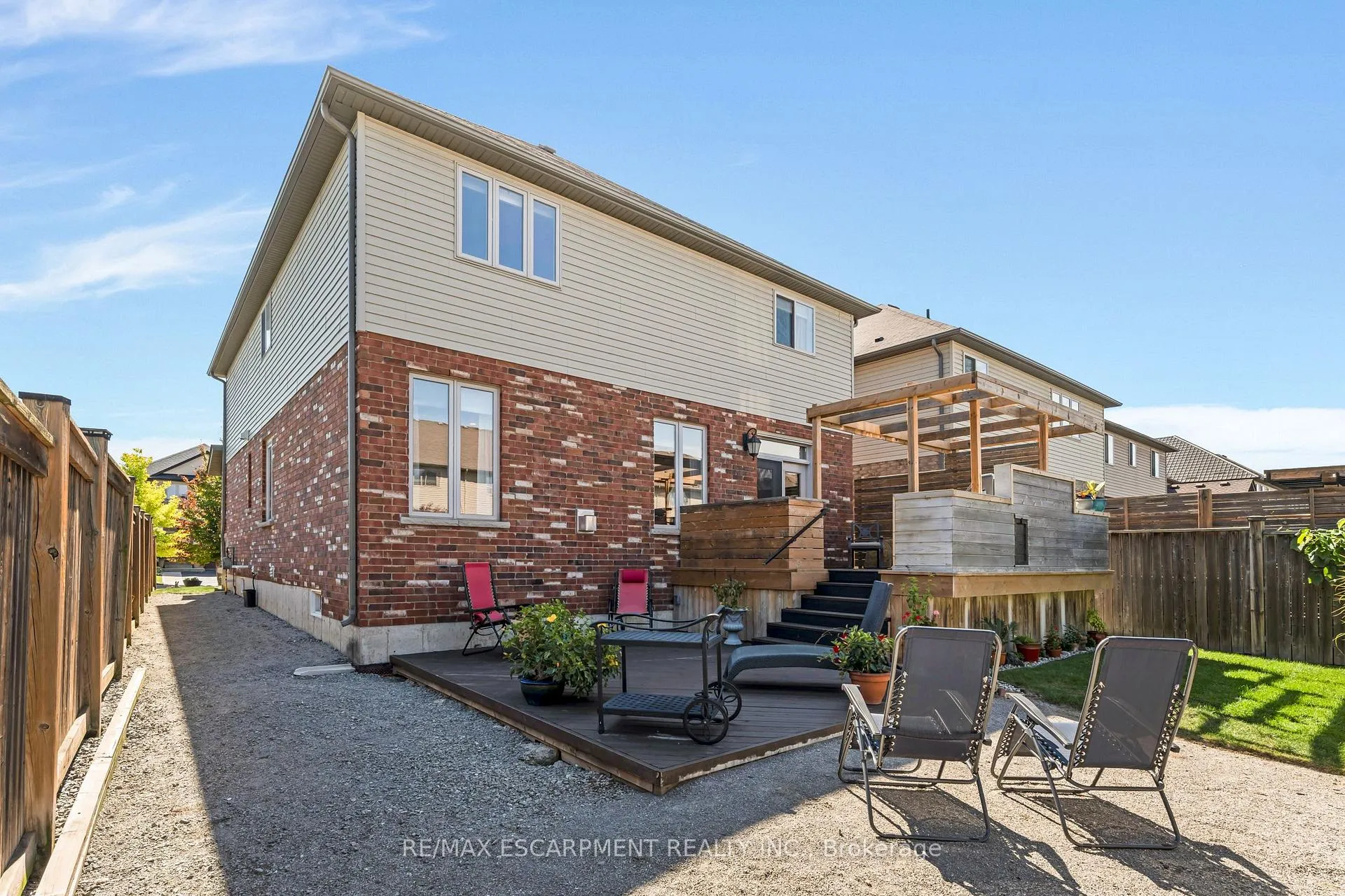 Photo 45 of 60 Garinger Crescent, Hamilton, Binbrook — HOMEH