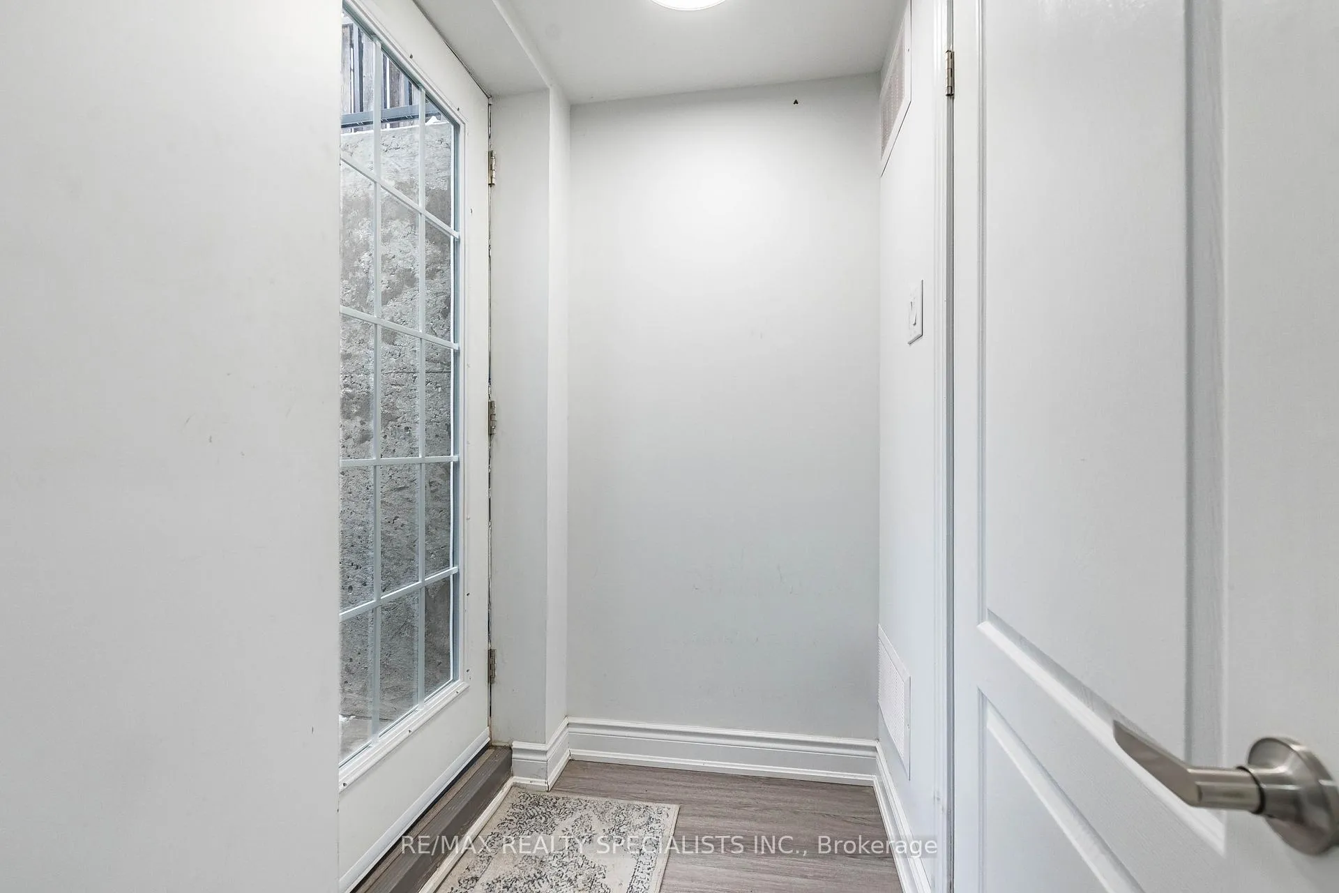 Photo 9 of 74 Brisdale Drive W, Brampton, Northwest Brampton — HOMEH