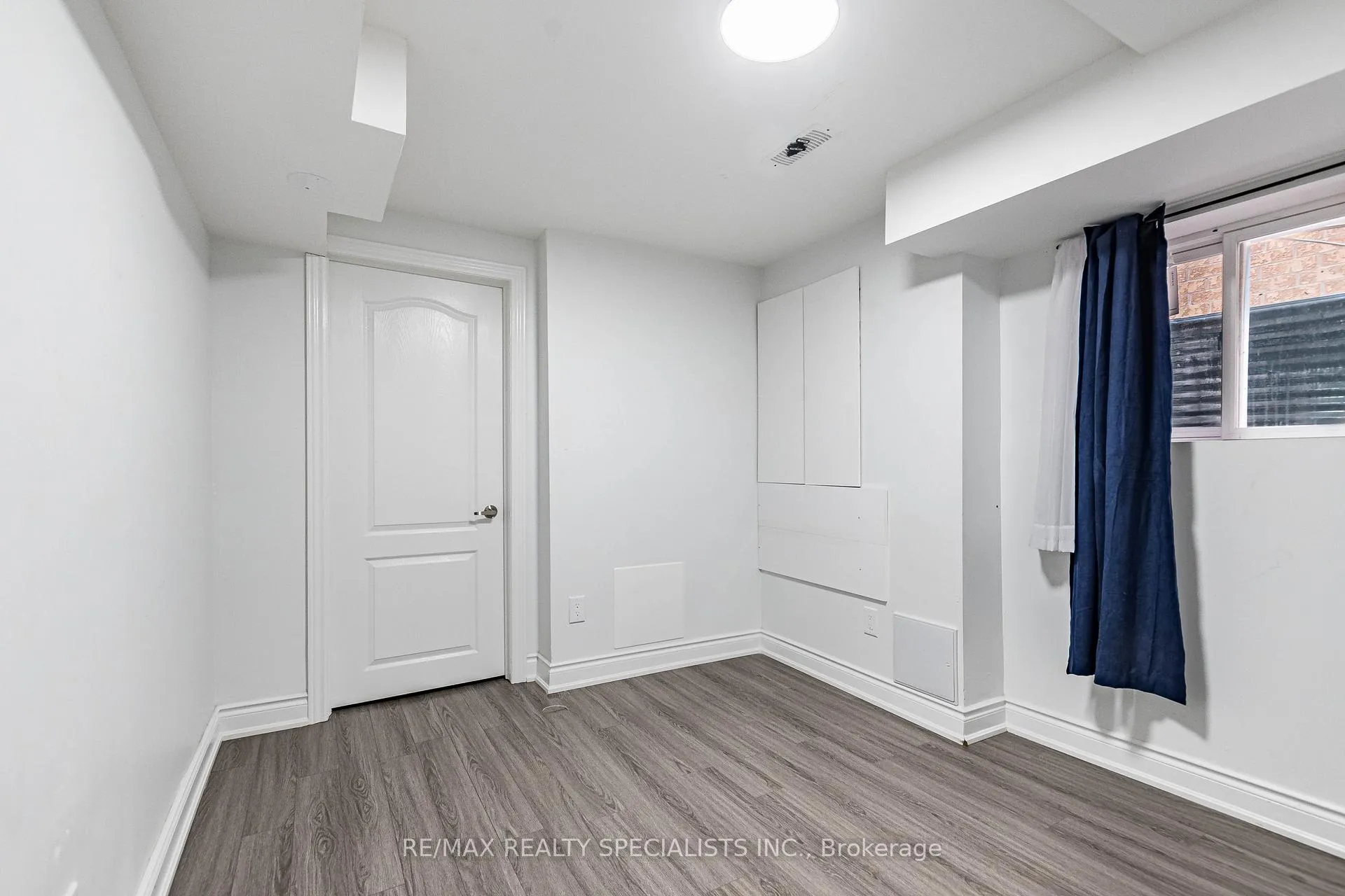 Photo 12 of 74 Brisdale Drive W, Brampton, Northwest Brampton — HOMEH