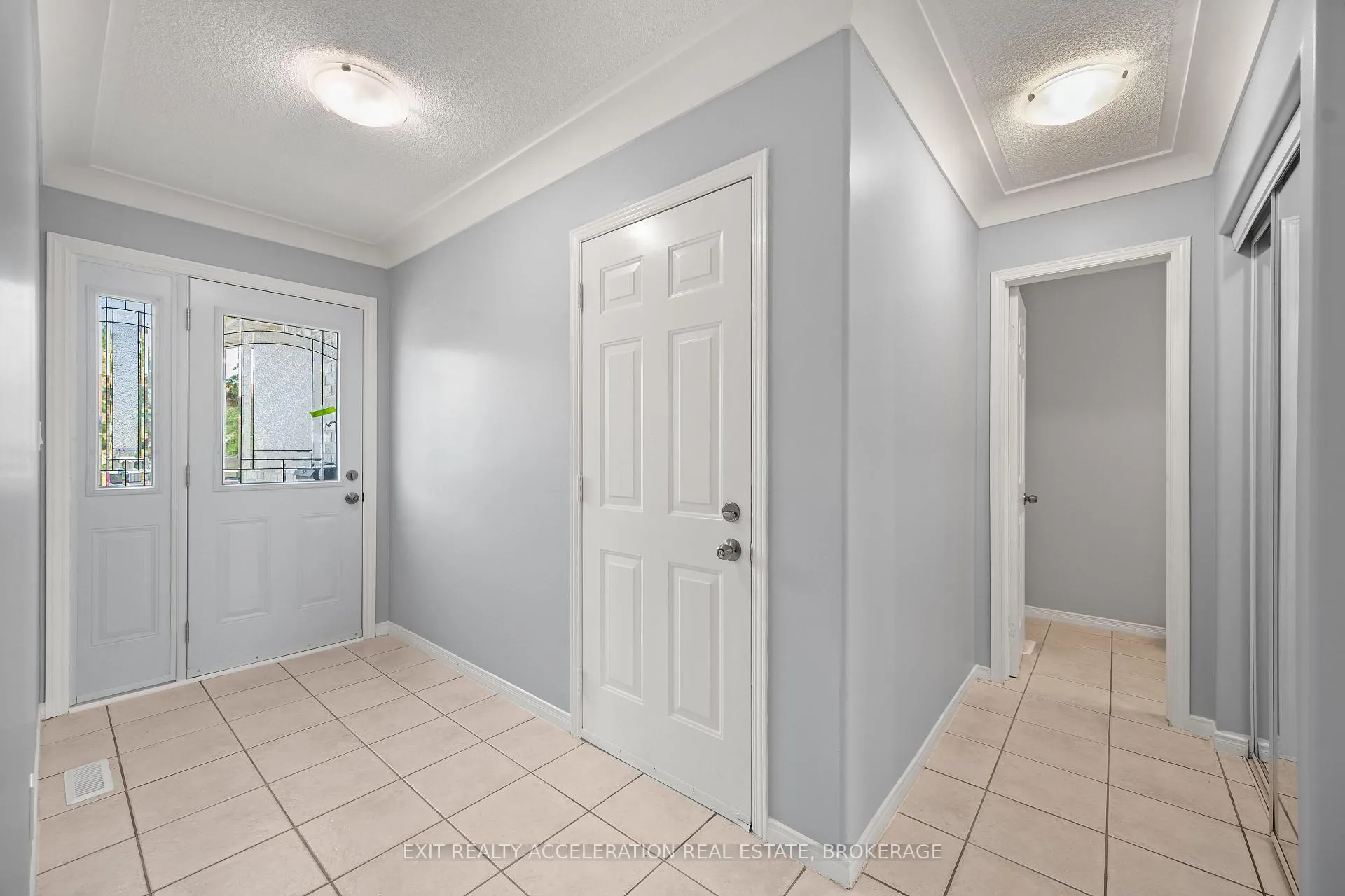 Photo 3 of 1318 Brackenwood Crescent, Kingston, City Northwest — HOMEH