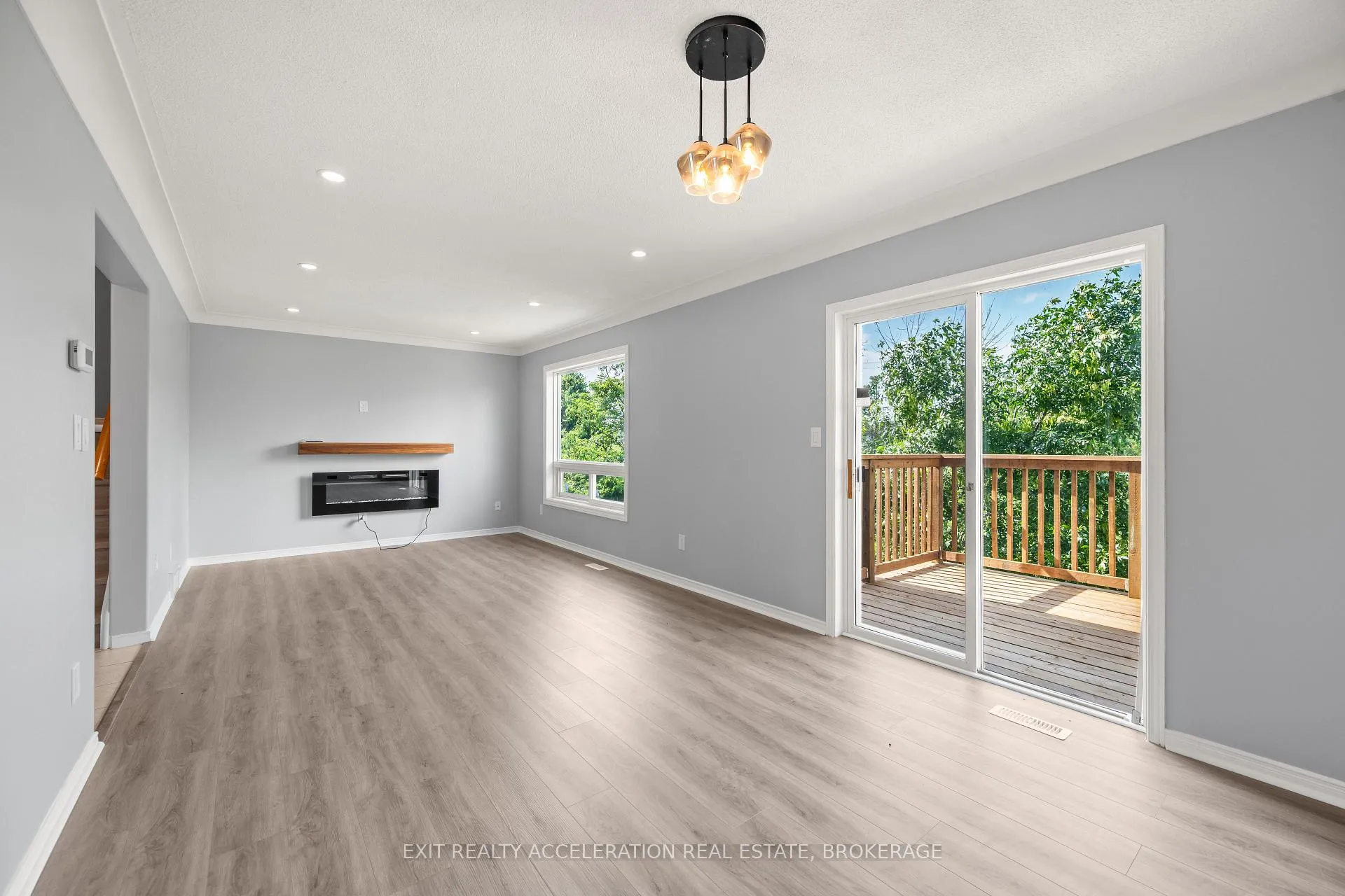 Photo 9 of 1318 Brackenwood Crescent, Kingston, City Northwest — HOMEH