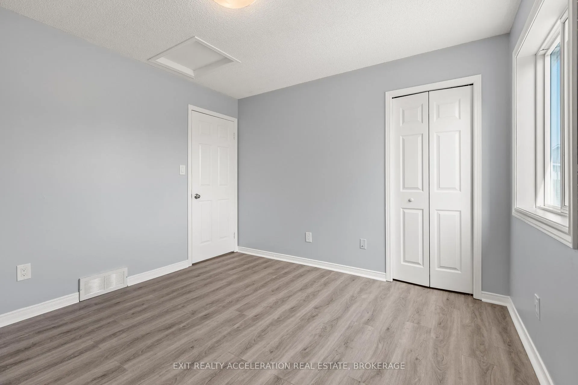 Photo 13 of 1318 Brackenwood Crescent, Kingston, City Northwest — HOMEH