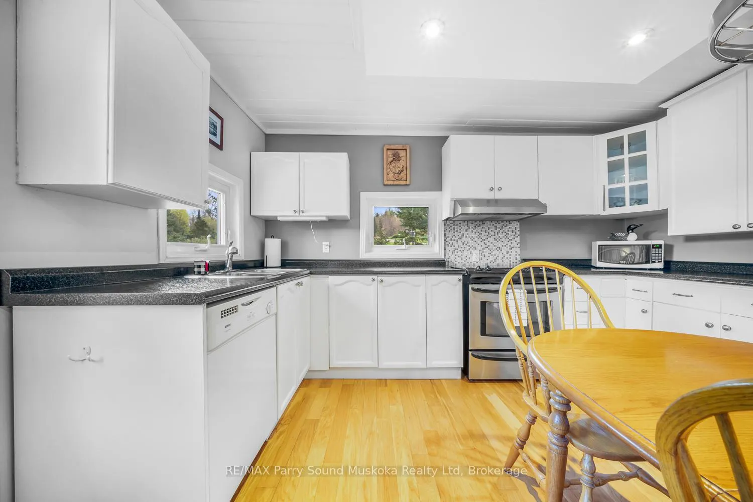 Photo 13 of 22 Dickinson Road, McKellar — HOMEH