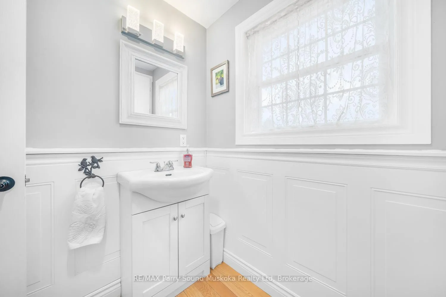 Photo 35 of 22 Dickinson Road, McKellar — HOMEH