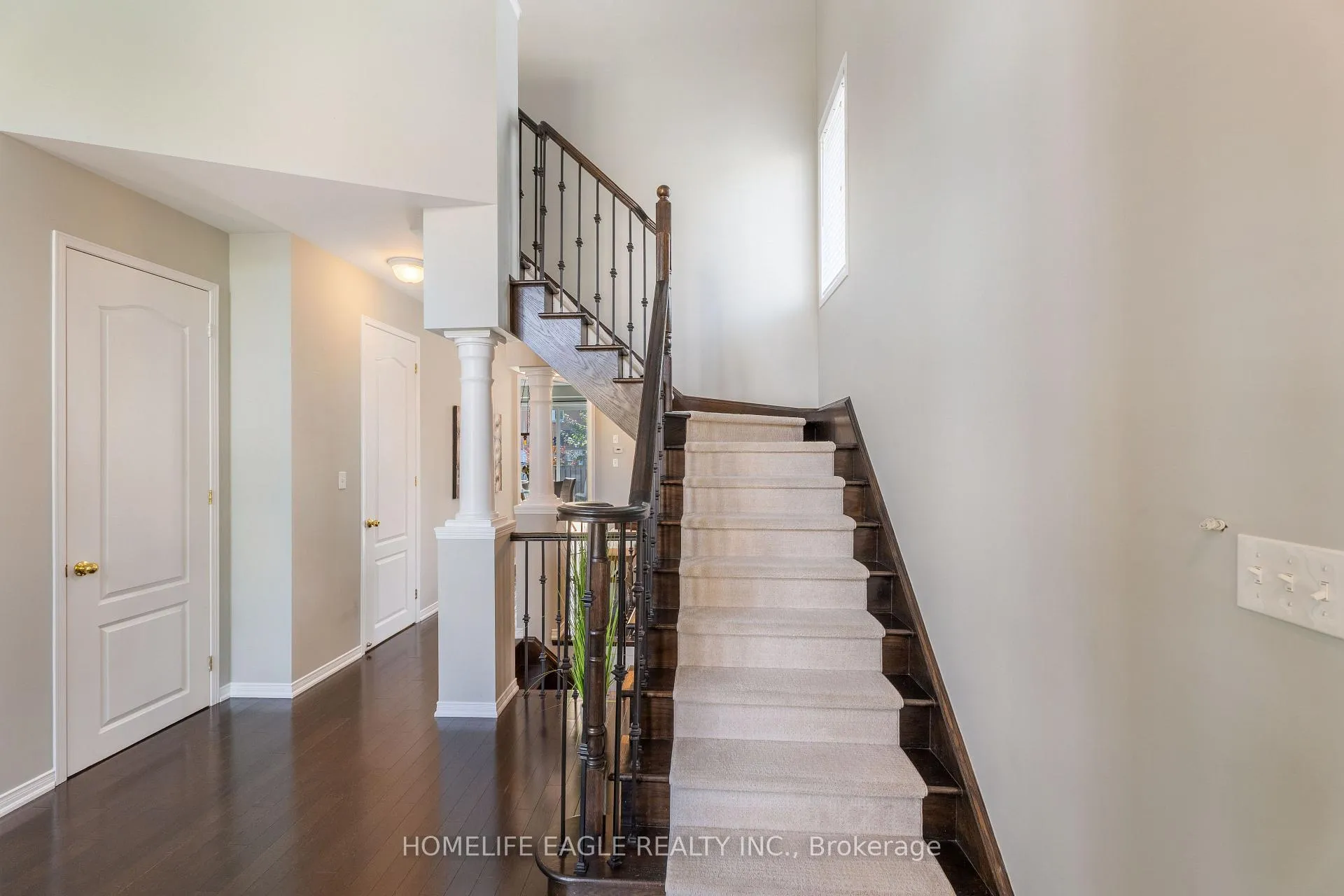 Photo 7 of 91 Eclipse Place, Oshawa, Windfields — HOMEH