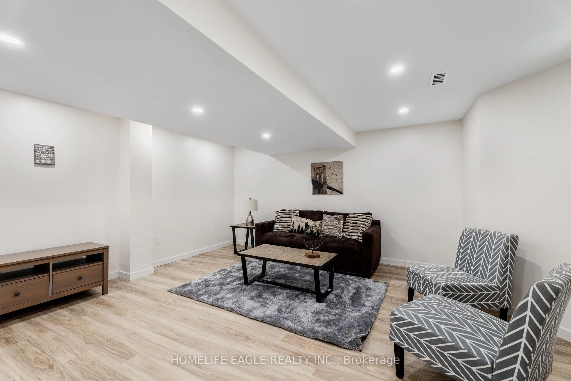 Photo 36 of 91 Eclipse Place, Oshawa, Windfields — HOMEH