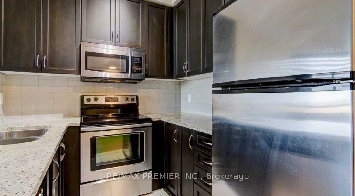 Photo 5 of Unit 1612, 9245 Jane Street, Vaughan, Maple — HOMEH