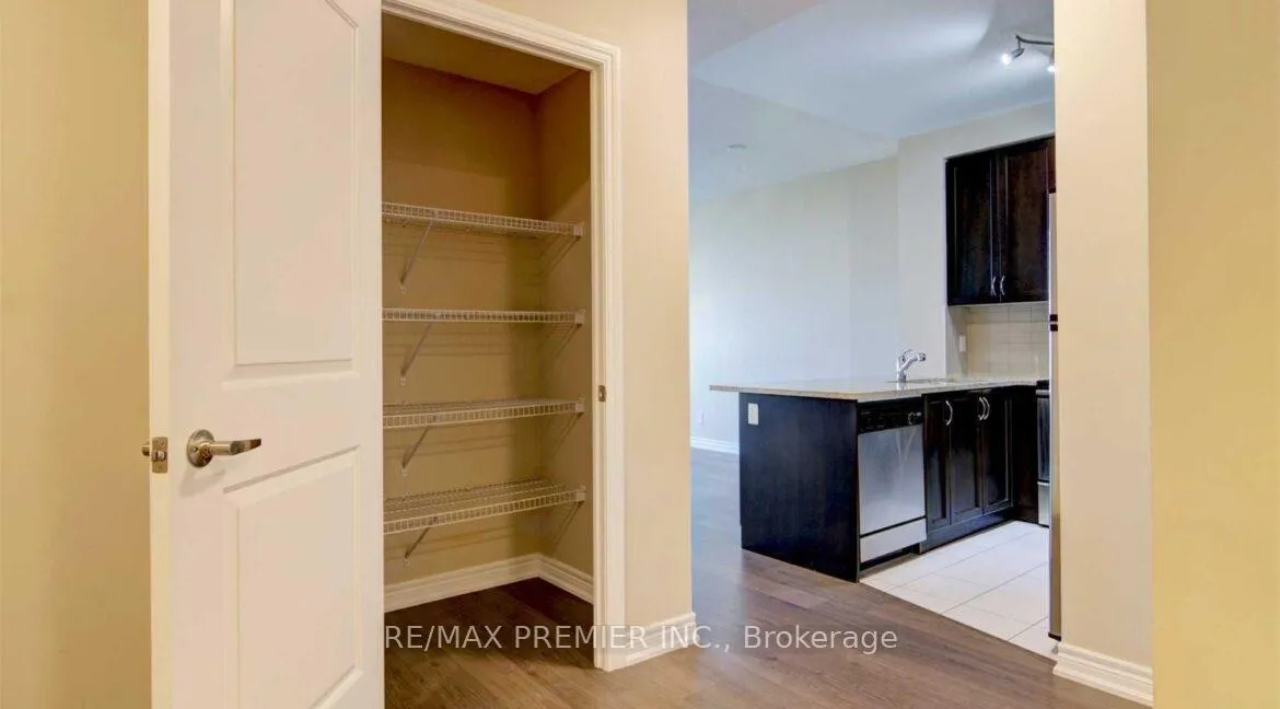 Photo 15 of Unit 1612, 9245 Jane Street, Vaughan, Maple — HOMEH
