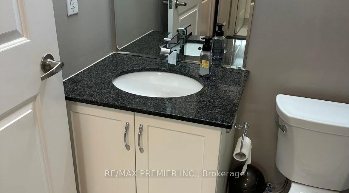 Photo 21 of Unit 1612, 9245 Jane Street, Vaughan, Maple — HOMEH