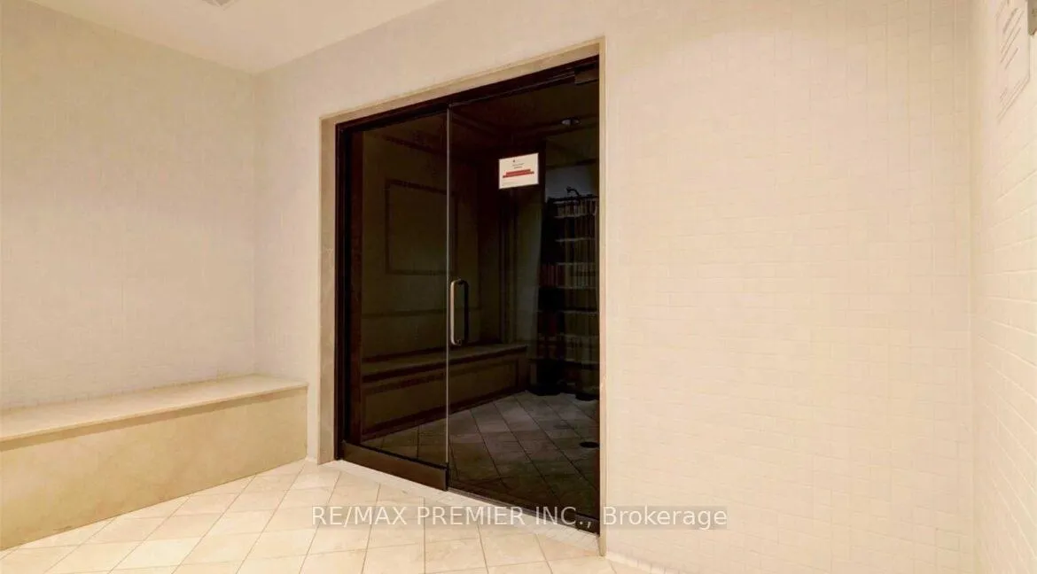 Photo 23 of Unit 1612, 9245 Jane Street, Vaughan, Maple — HOMEH