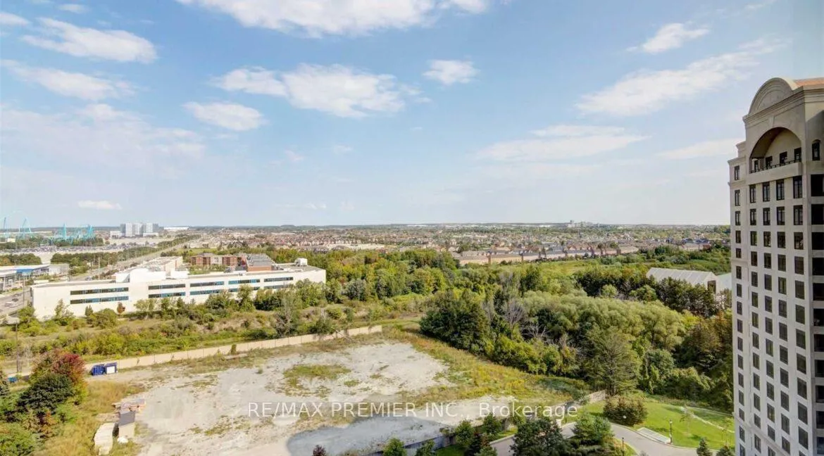 Photo 34 of Unit 1612, 9245 Jane Street, Vaughan, Maple — HOMEH