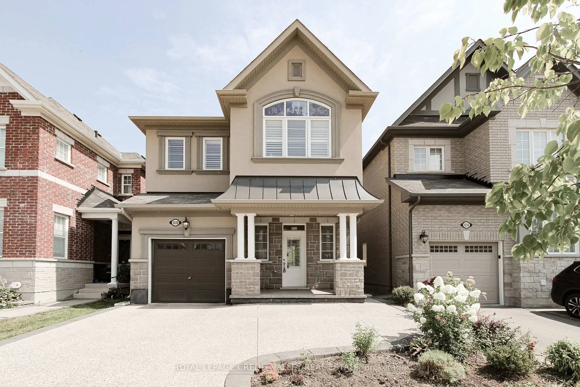 Front of 1229 Rose Way