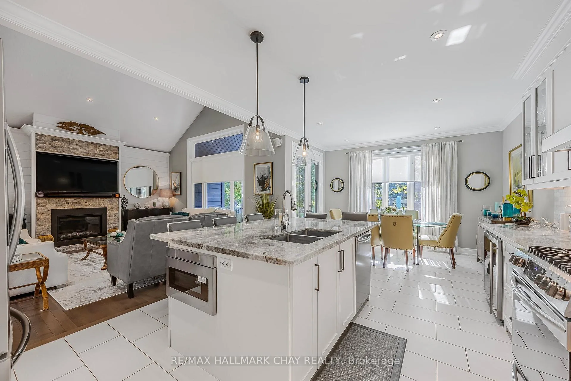 Photo 13 of 2248 Elana Drive, Severn, Marchmont — HOMEH